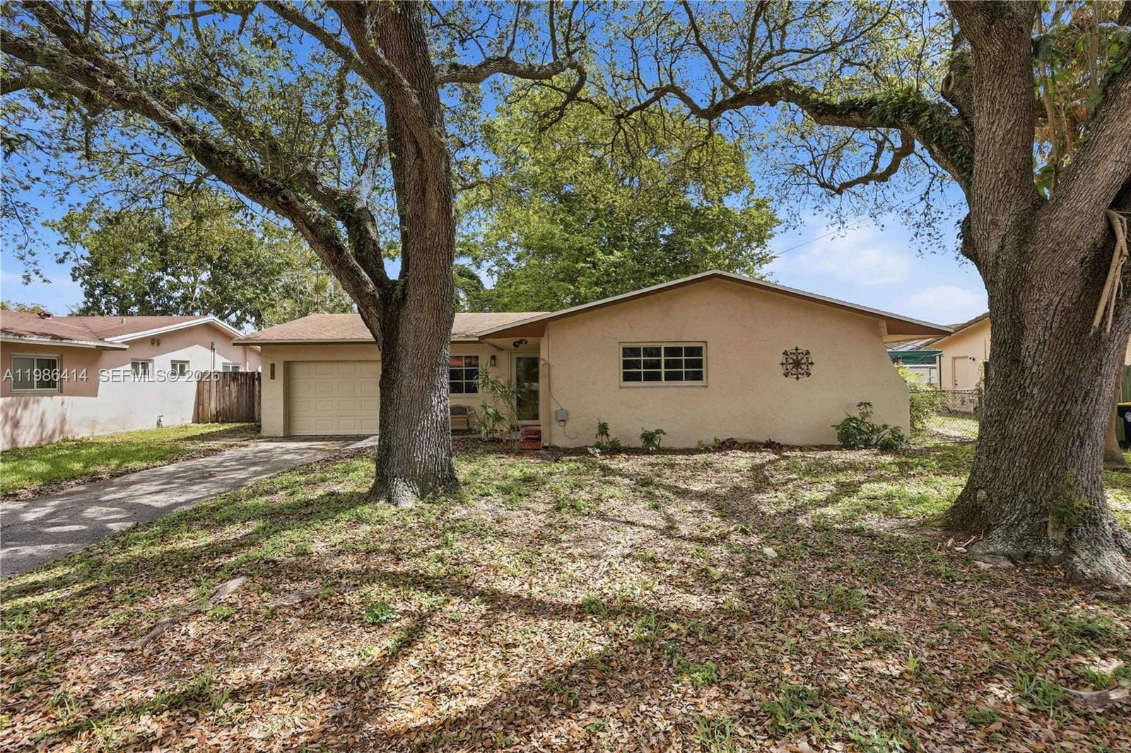 4512 SW 27th Terrace, Dania Beach, FL 33312