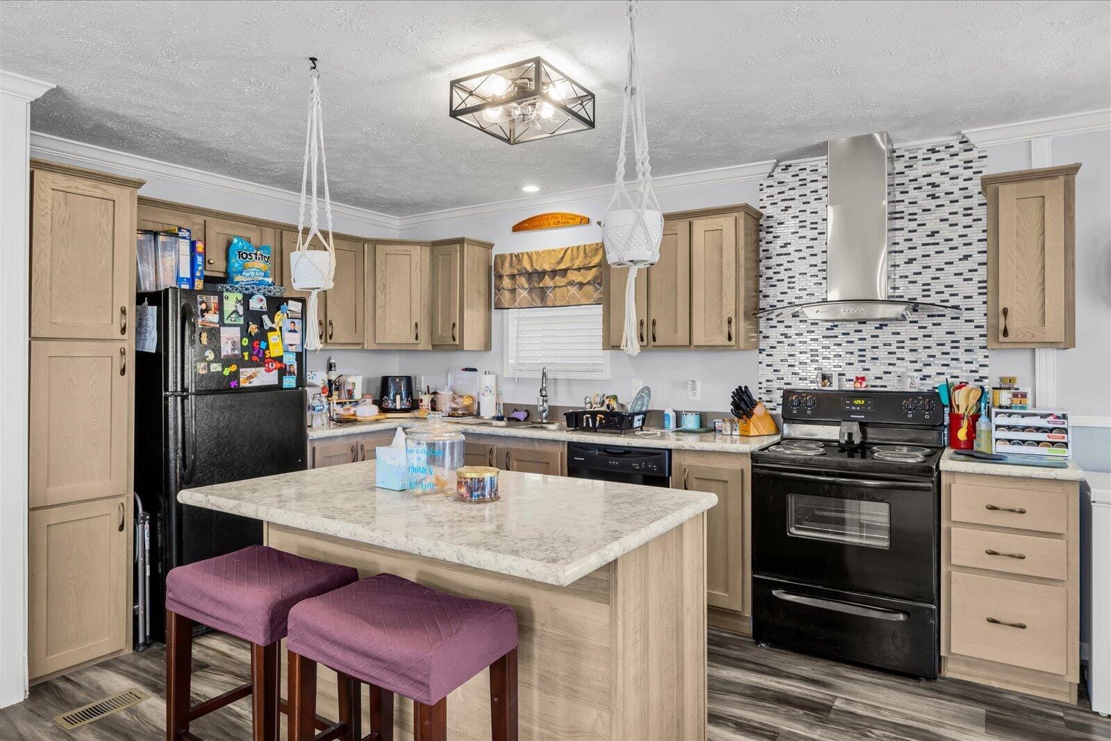 82 Sandhill Boulevard — photo 8