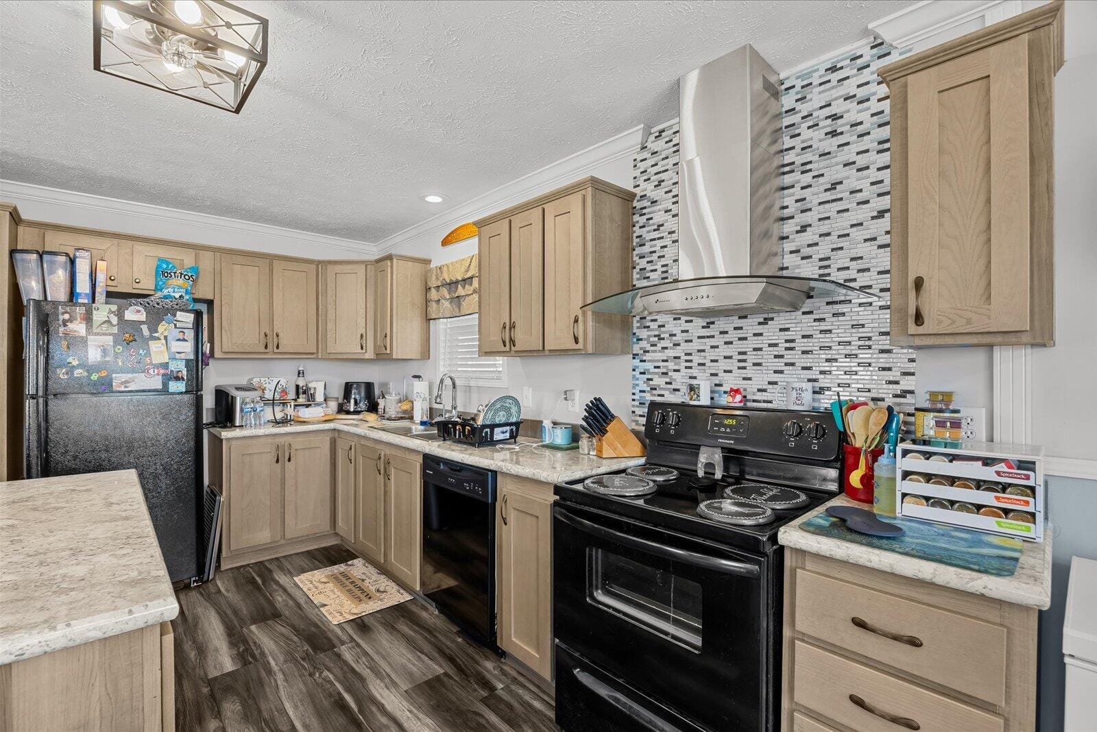 82 Sandhill Boulevard — photo 10