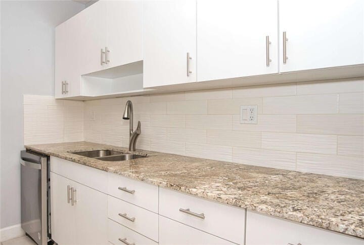 19355 Turnberry Way 3d — photo 3