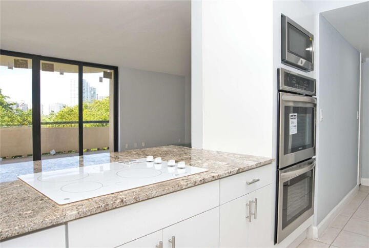19355 Turnberry Way 3d — photo 7