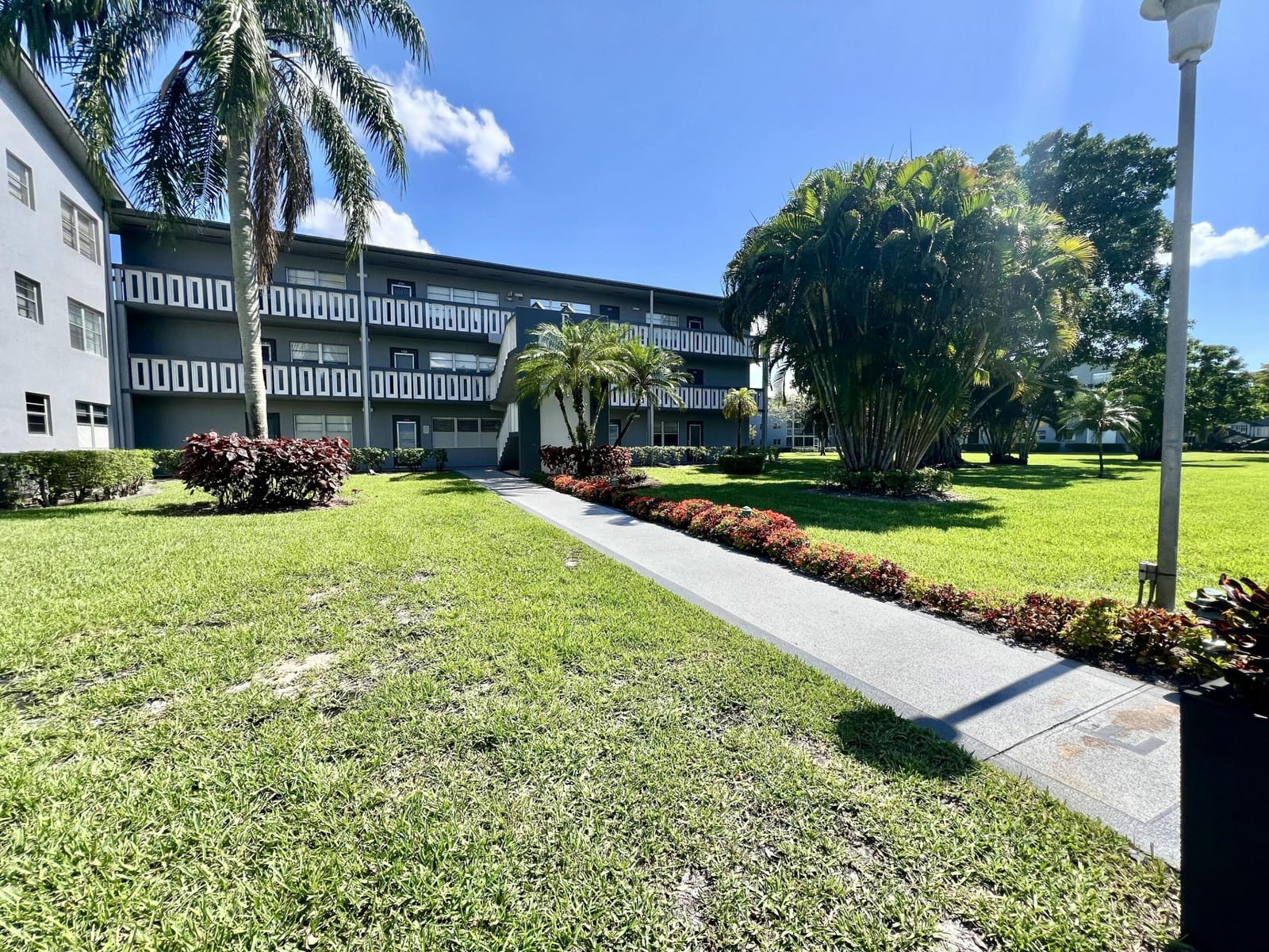 209 Suffolk E, Boca Raton, FL 33434 photo 2