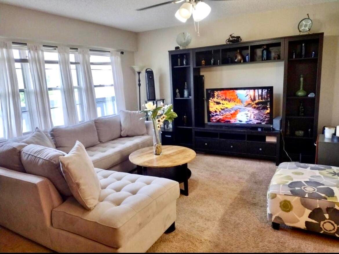 209 Suffolk E, Boca Raton, FL 33434 photo 9