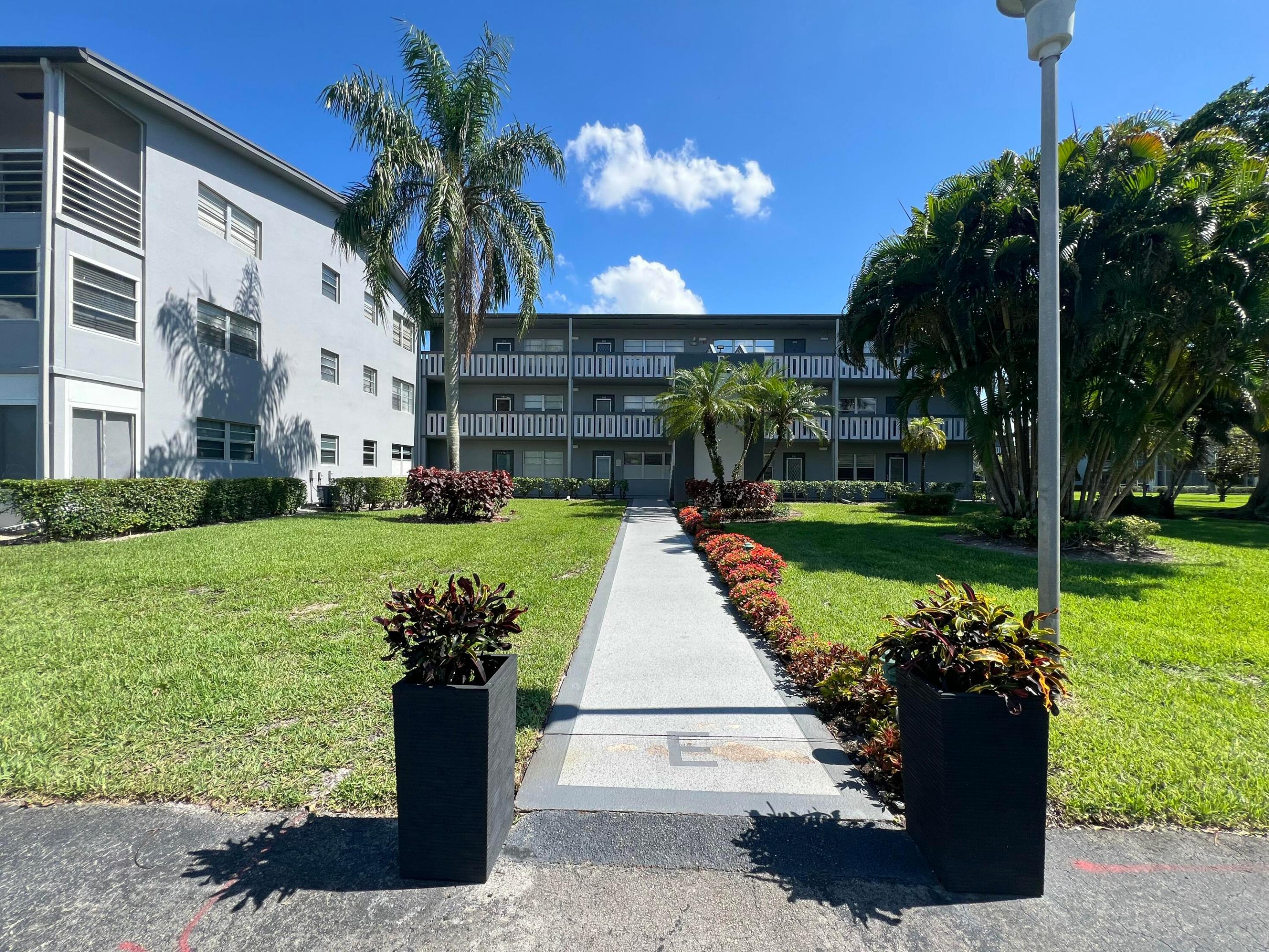 209 Suffolk E, Boca Raton, FL 33434, Boca Raton