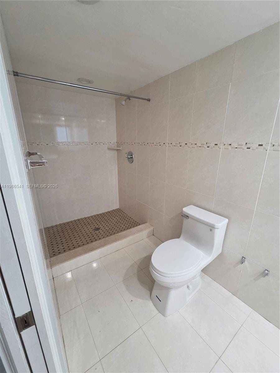 620 NE 12th Avenue 101, Hallandale Beach, FL 33009 photo 6