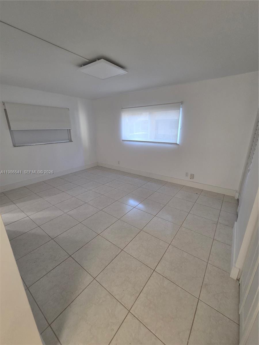 620 NE 12th Avenue 101, Hallandale Beach, FL 33009 photo 8