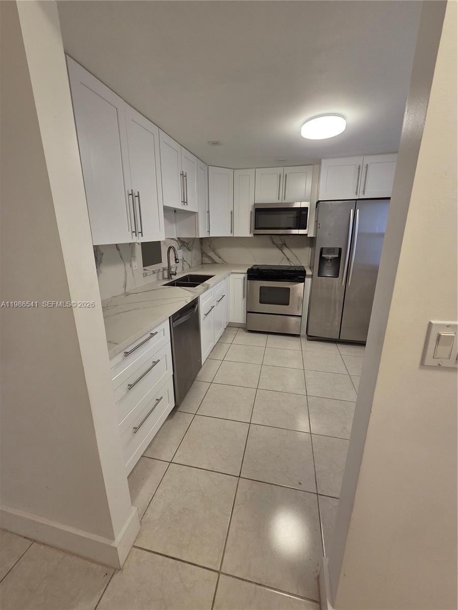 620 NE 12th Avenue 101, Hallandale Beach, FL 33009 photo 10