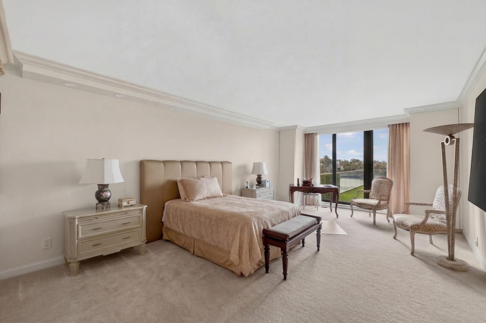 5500 Collins Avenue 302, Miami Beach, FL 33140 photo 28