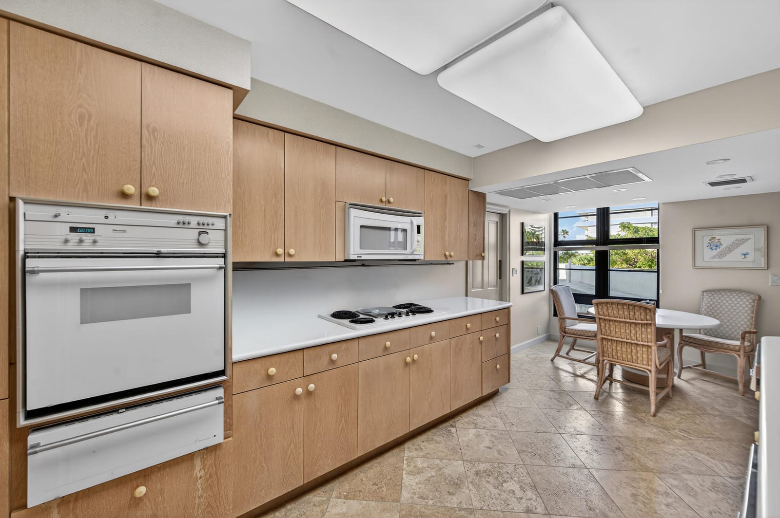 5500 Collins Avenue 302, Miami Beach, FL 33140 photo 8