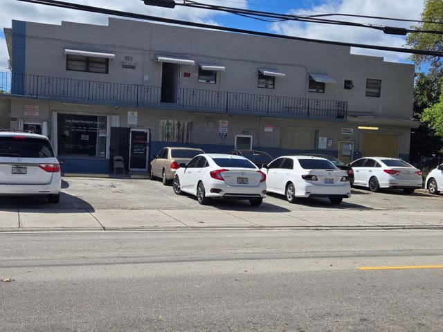 602 NW 1st Street, Dania Beach, FL