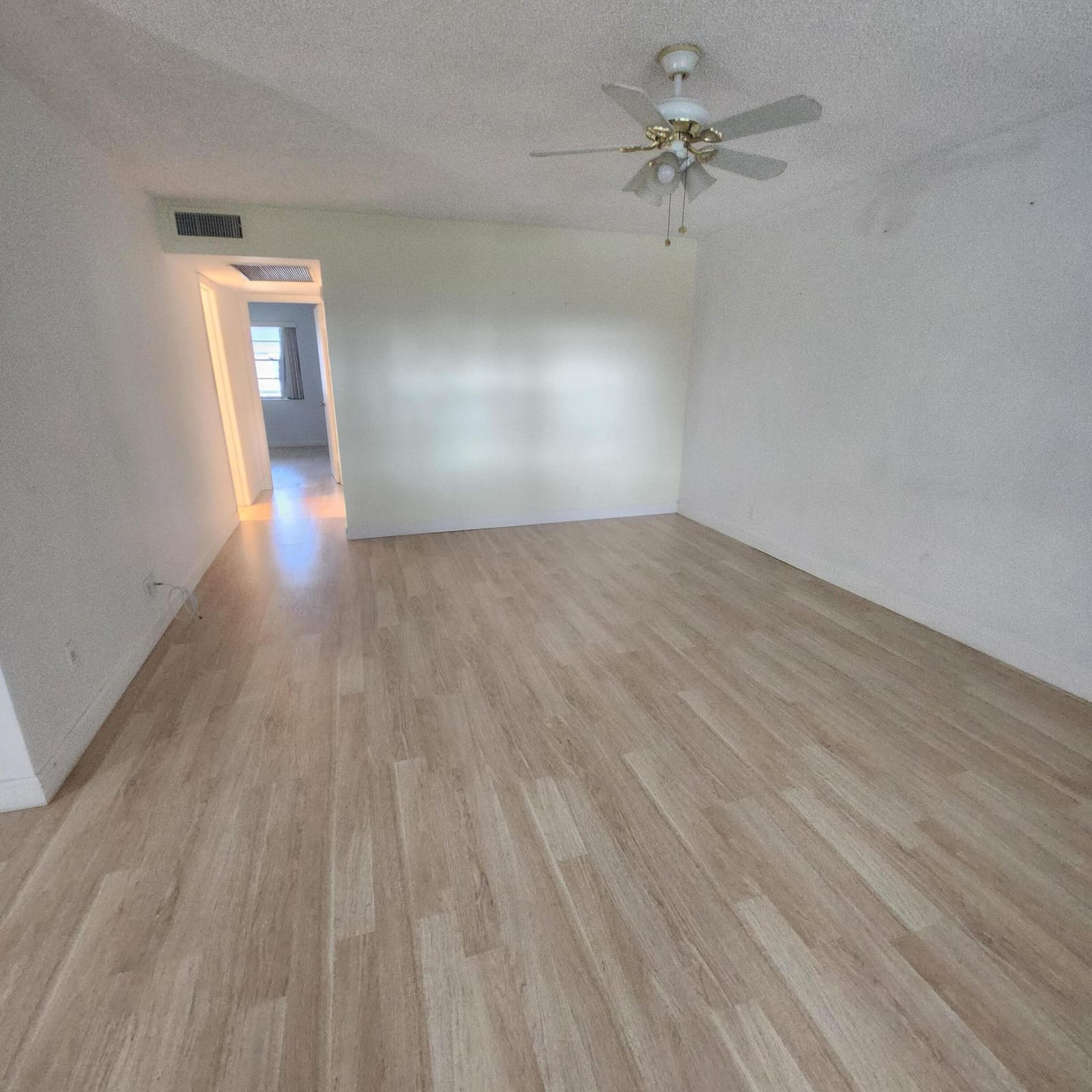 643 Durham W, Deerfield Beach, FL 33442 photo 8