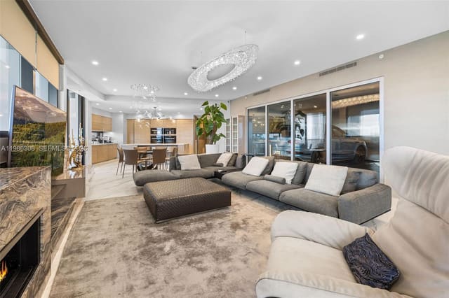 18555 Collins Avenue 2201, Sunny Isles Beach, FL 33160