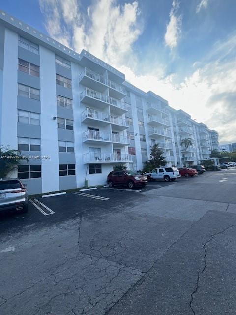 16465 NE 22nd Avenue 118, North Miami Beach, FL 33160, North Miami Beach