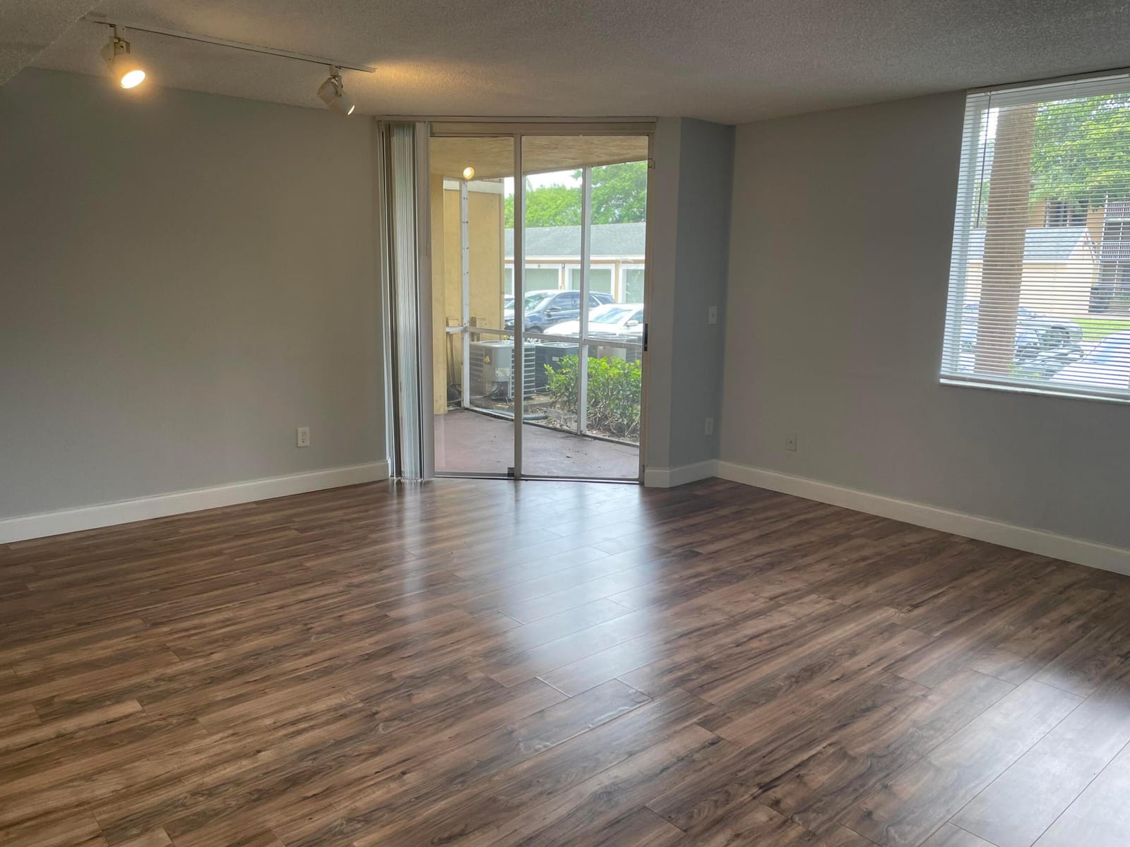 4045 W Mcnab Road 102, Pompano Beach, FL 33069 photo 4