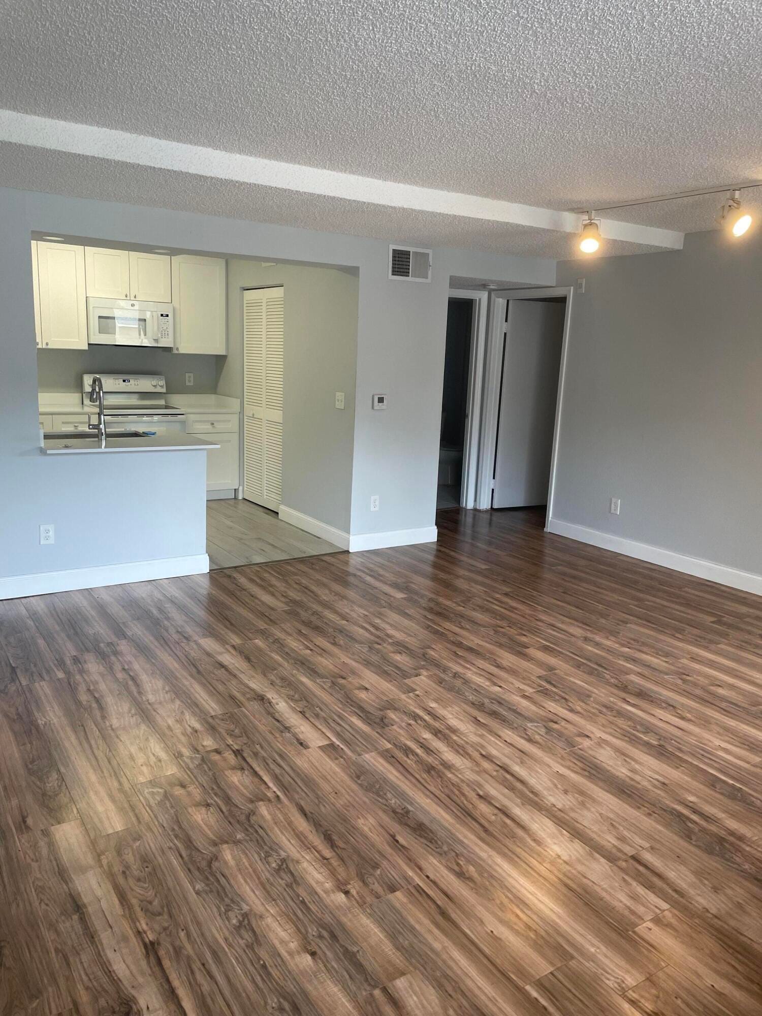 4045 W Mcnab Road 102, Pompano Beach, FL 33069 photo 7