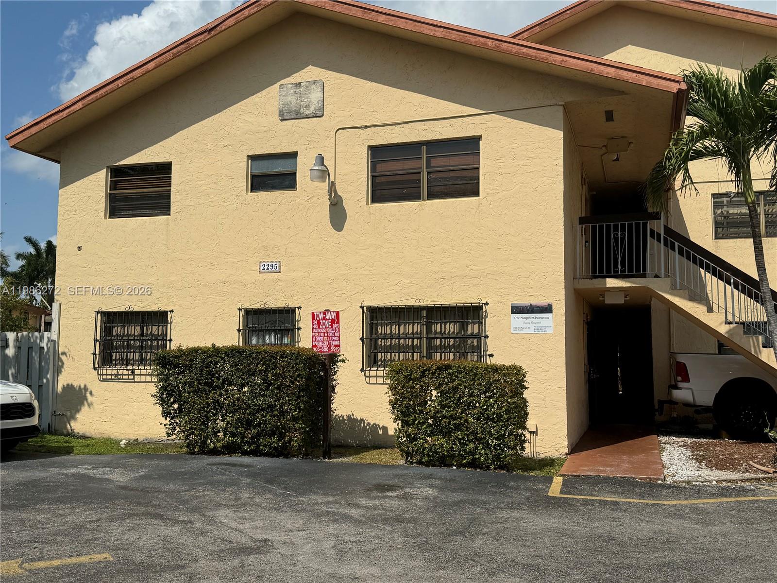 2295 W 53rd Place 201, Hialeah, FL 33016, Hialeah
