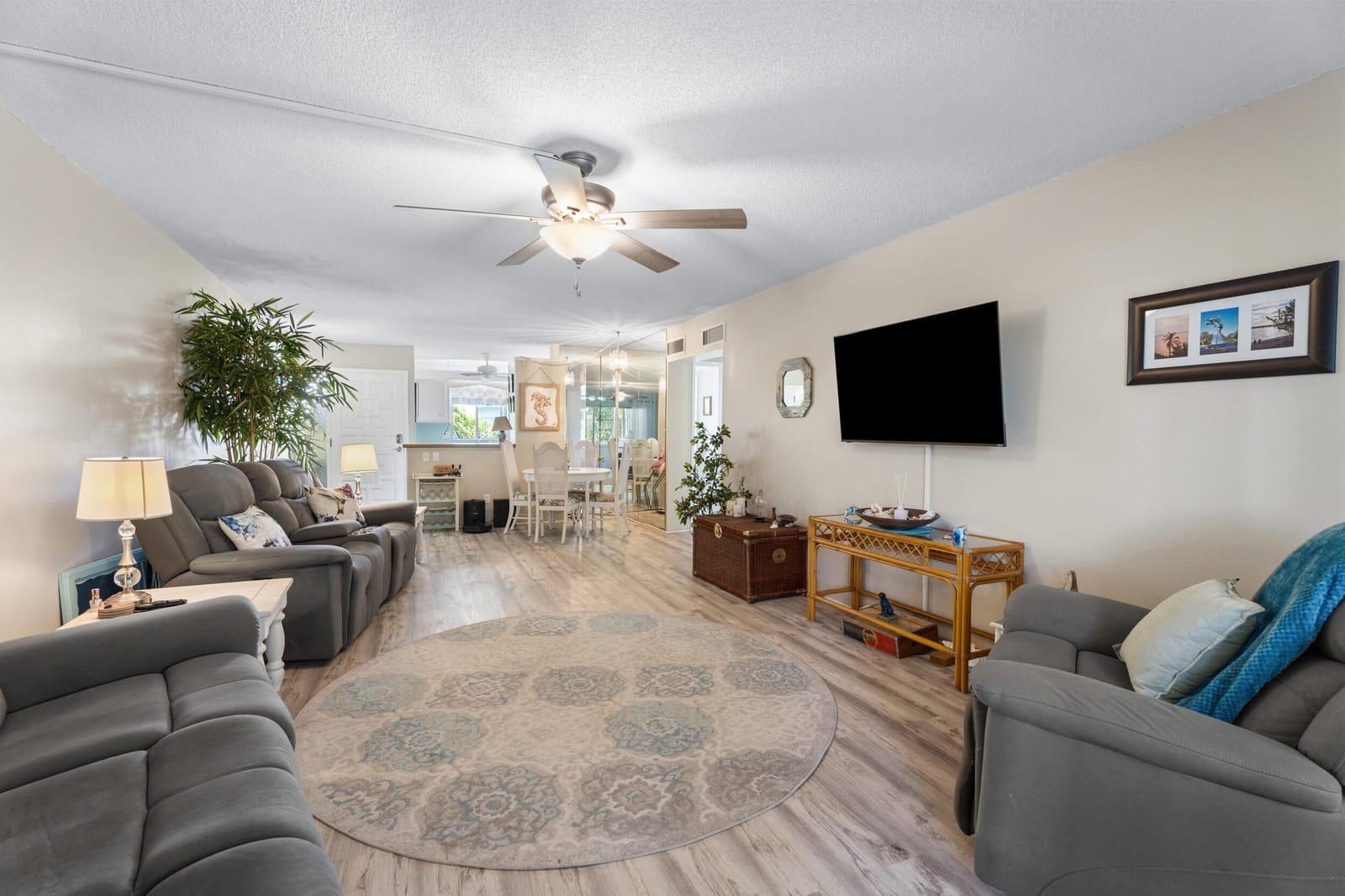 1560 NE 12th Terrace D9, Jensen Beach, FL 34957 photo 10