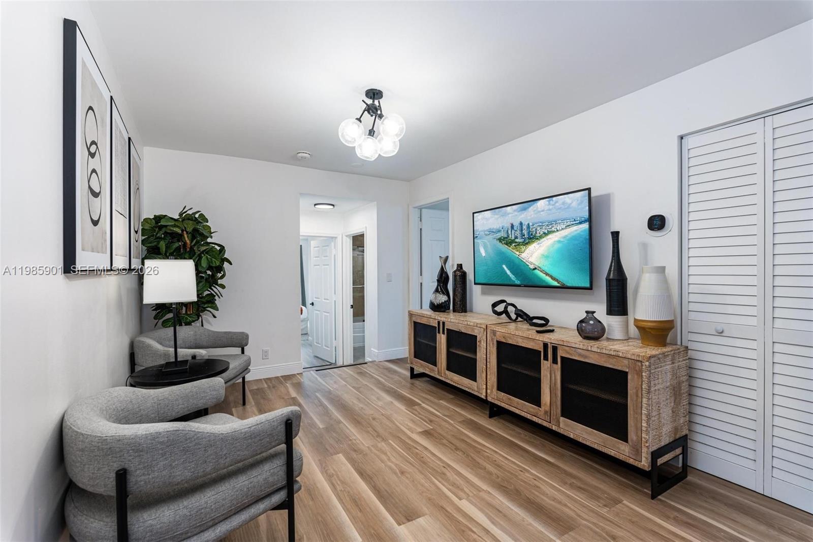 5100 NW 76th Place — photo 9