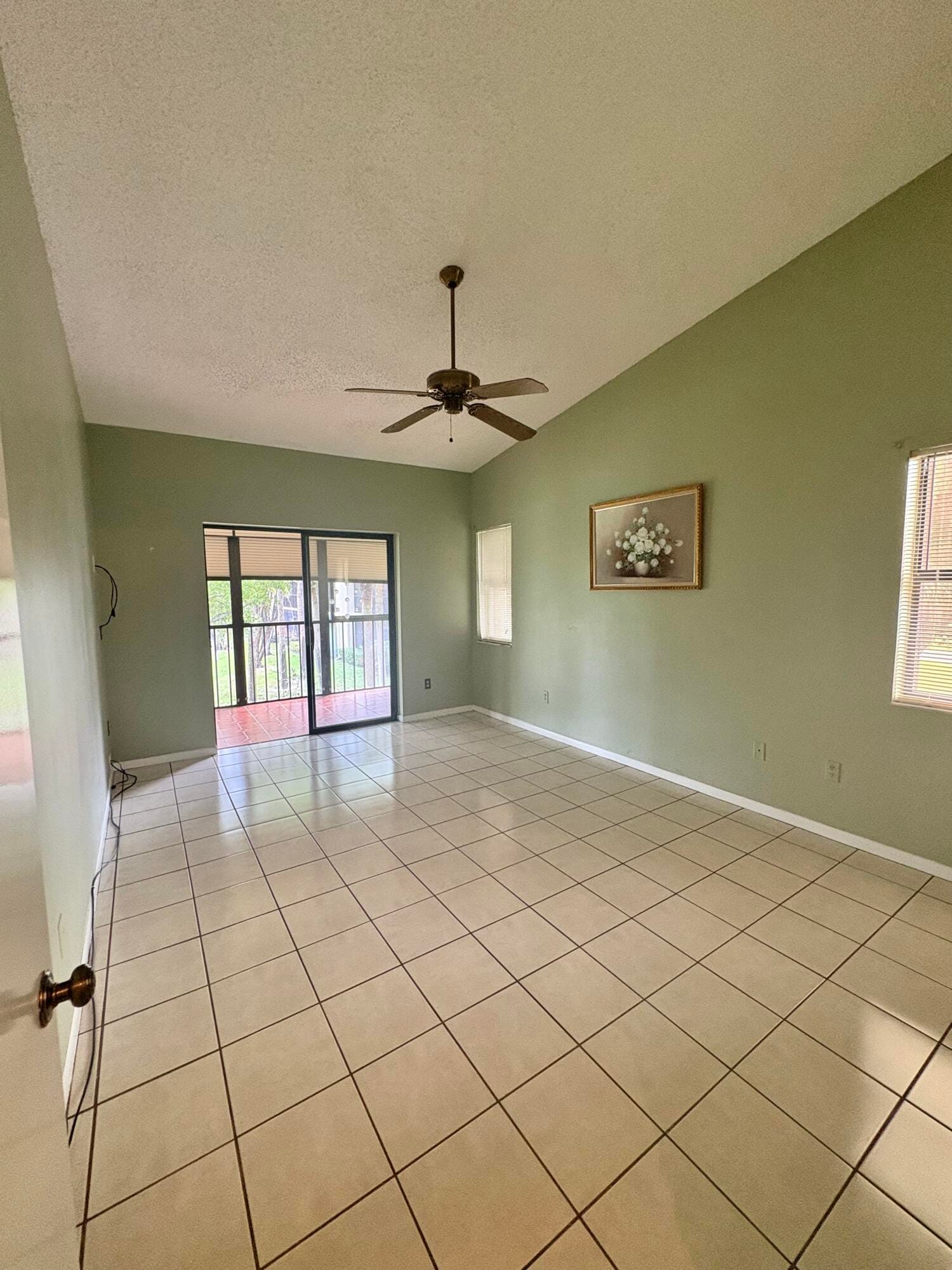 7831 Willow Spring Drive 526 — photo 11