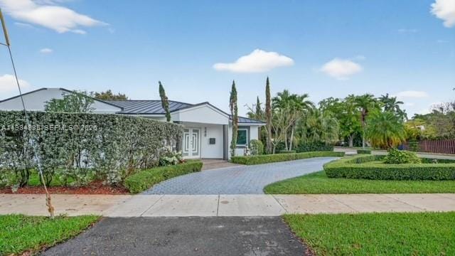 588 Mokena Drive, Miami Springs, FL 33166 photo 2