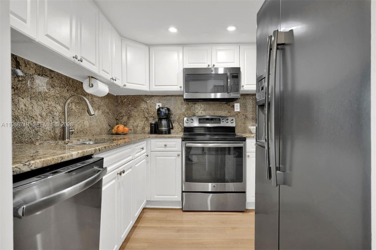 1000 W Ave 104 104, Miami Beach, FL 33139 photo 15
