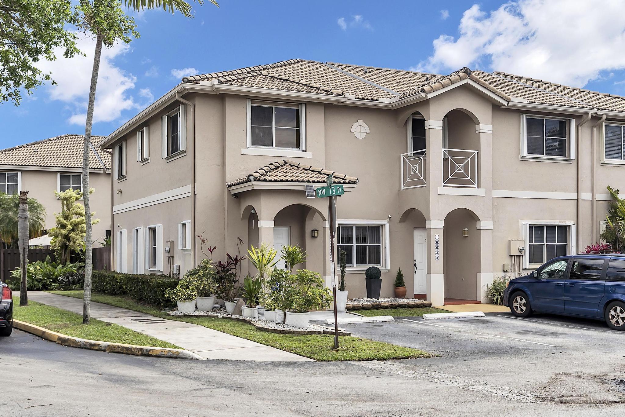 16637 NW 73rd Place, Miami Lakes, FL 33014, Miami Lakes