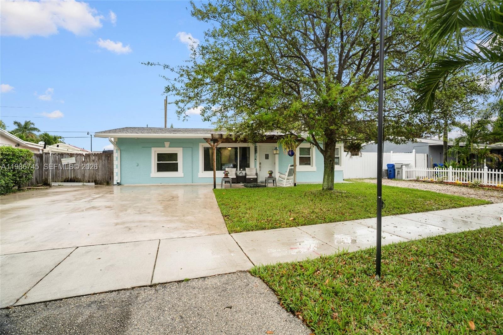 2810 NE 11th Terrace, Pompano Beach, FL 33064
