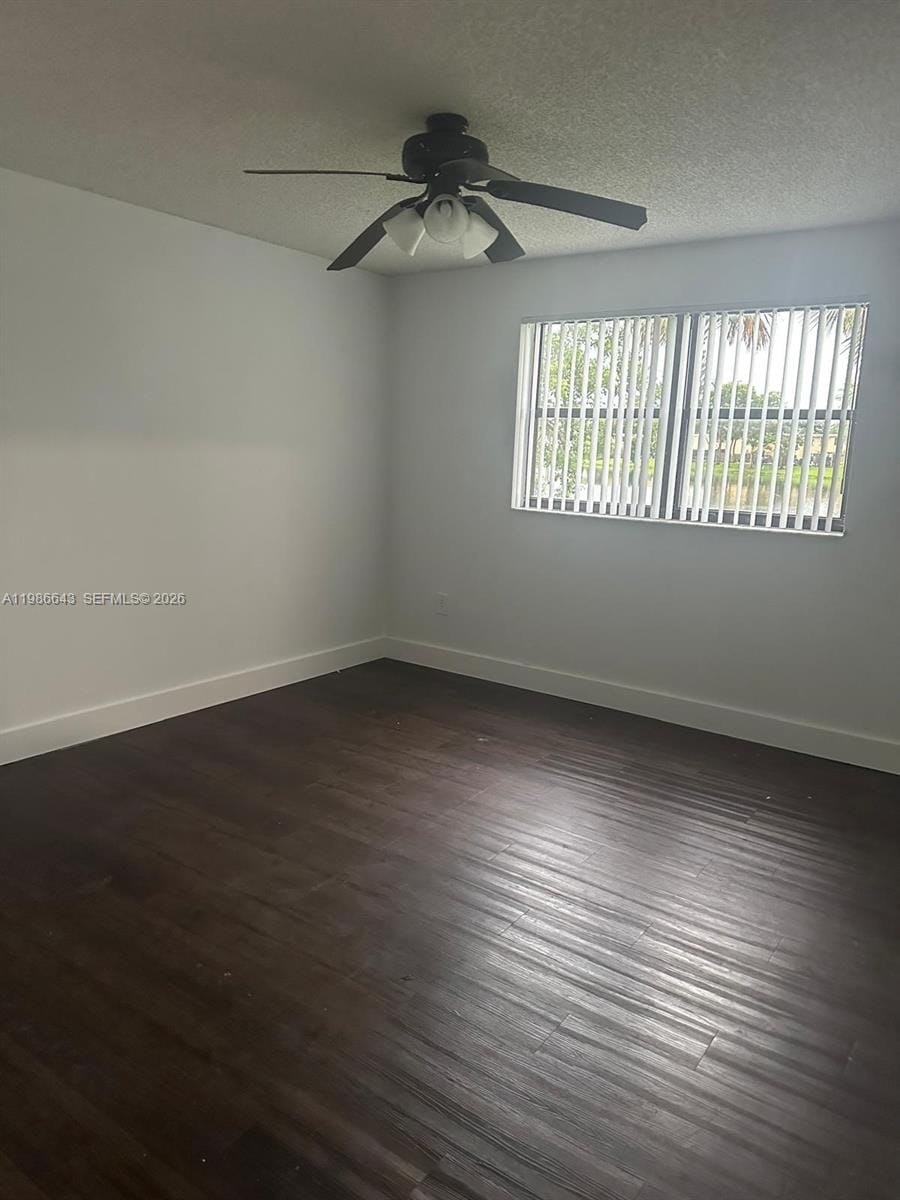 9777 Nob Hill Court 9777 — photo 2