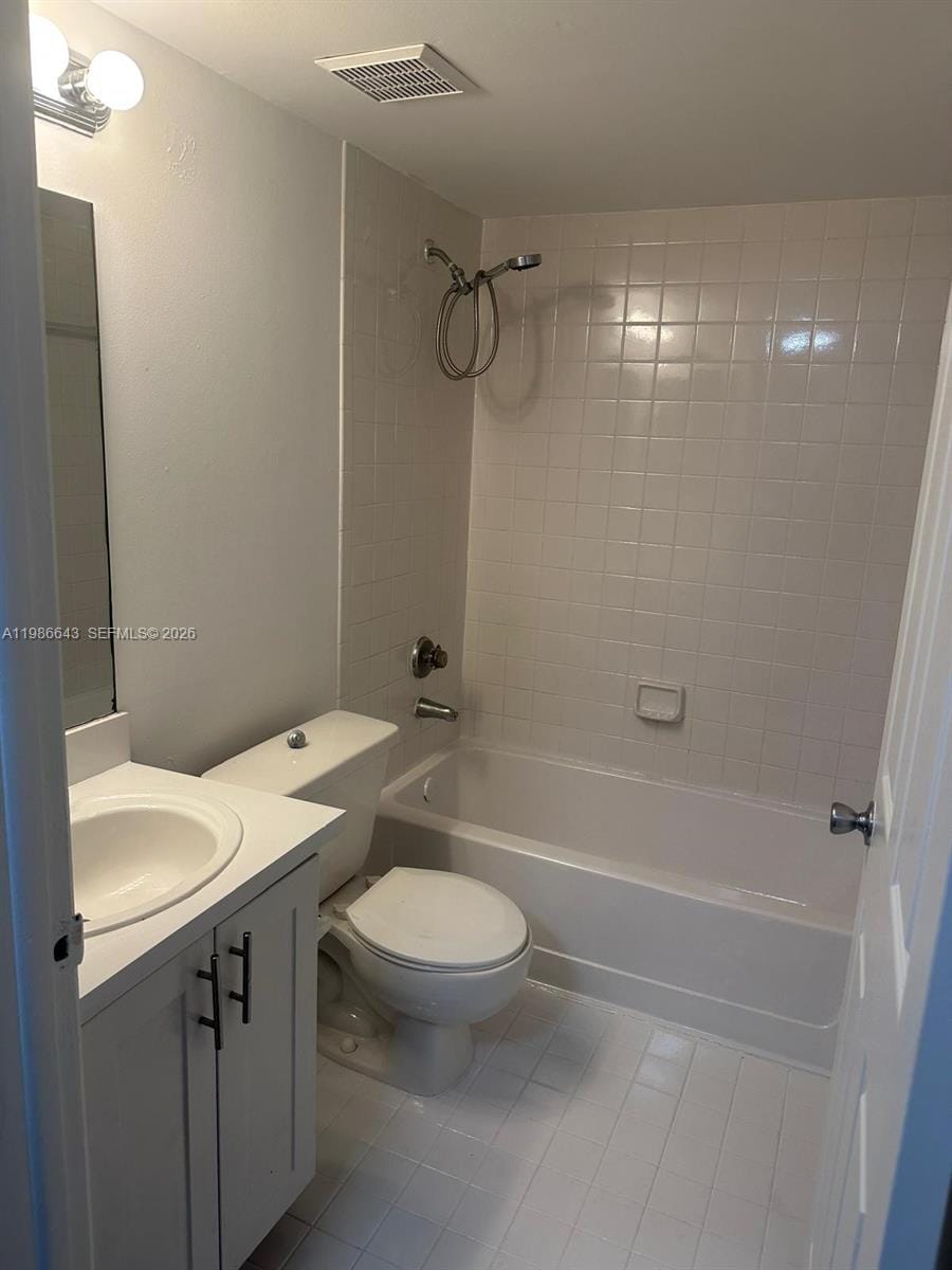 9777 Nob Hill Court 9777 — photo 10