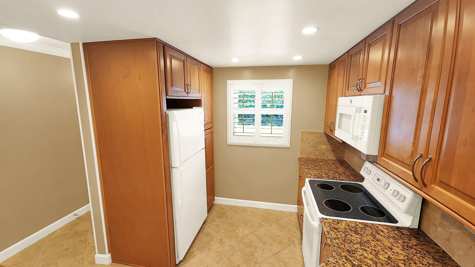 1541 S Ocean Boulevard 211 — photo 10