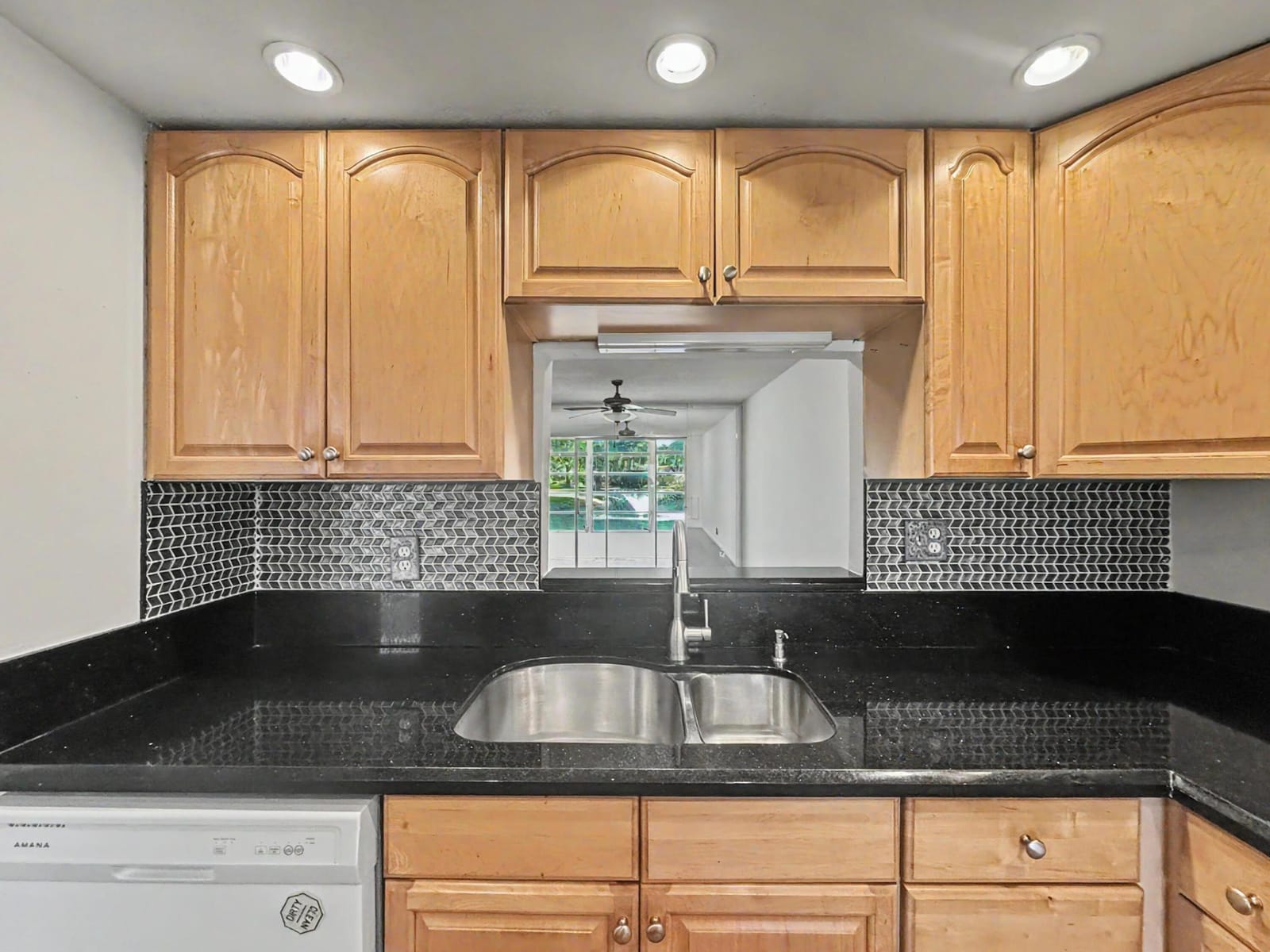 5171 W Oakland Park Boulevard 110, Lauderdale Lakes, FL 33313 photo 4
