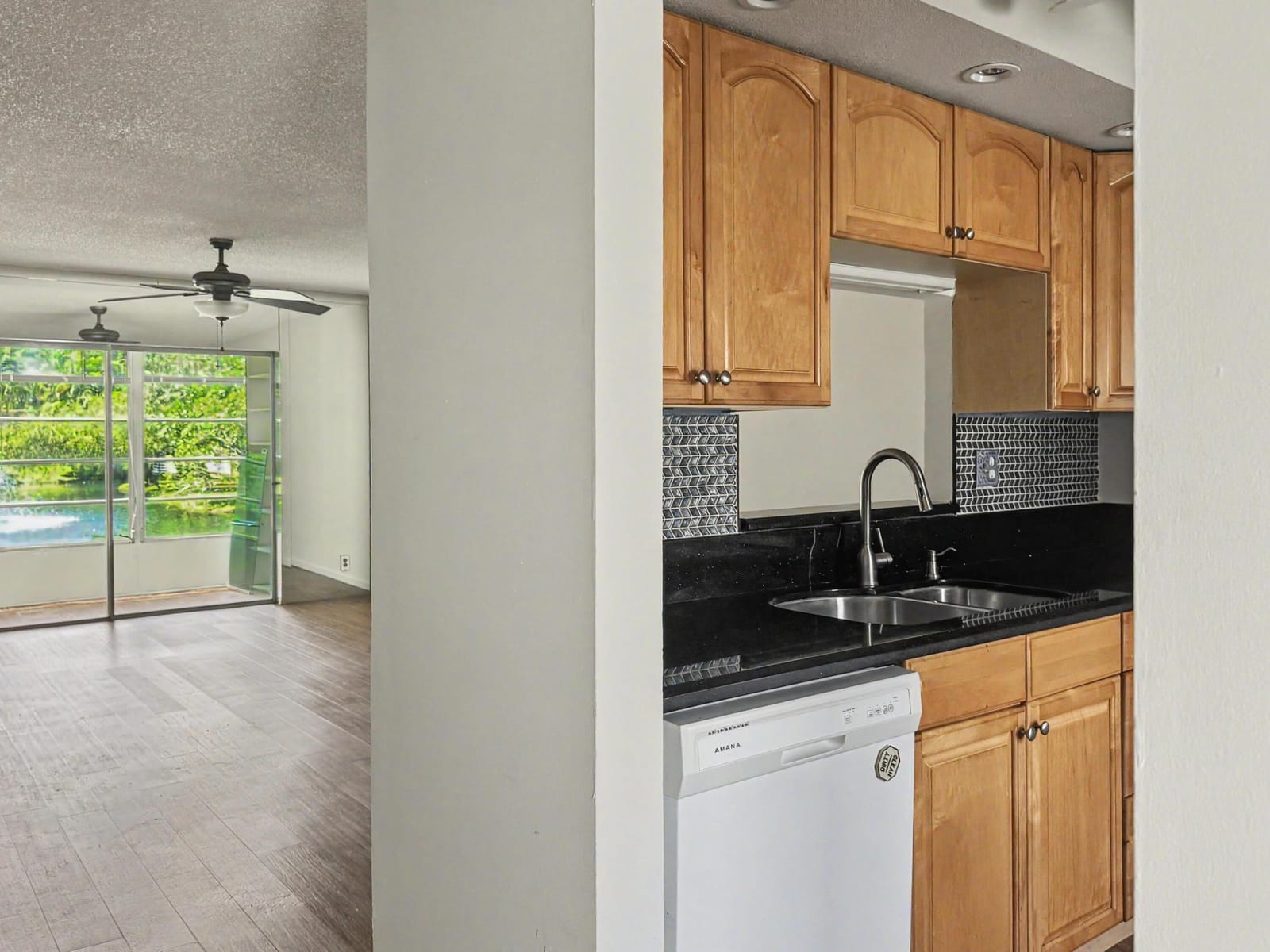 5171 W Oakland Park Boulevard 110, Lauderdale Lakes, FL 33313 photo 5