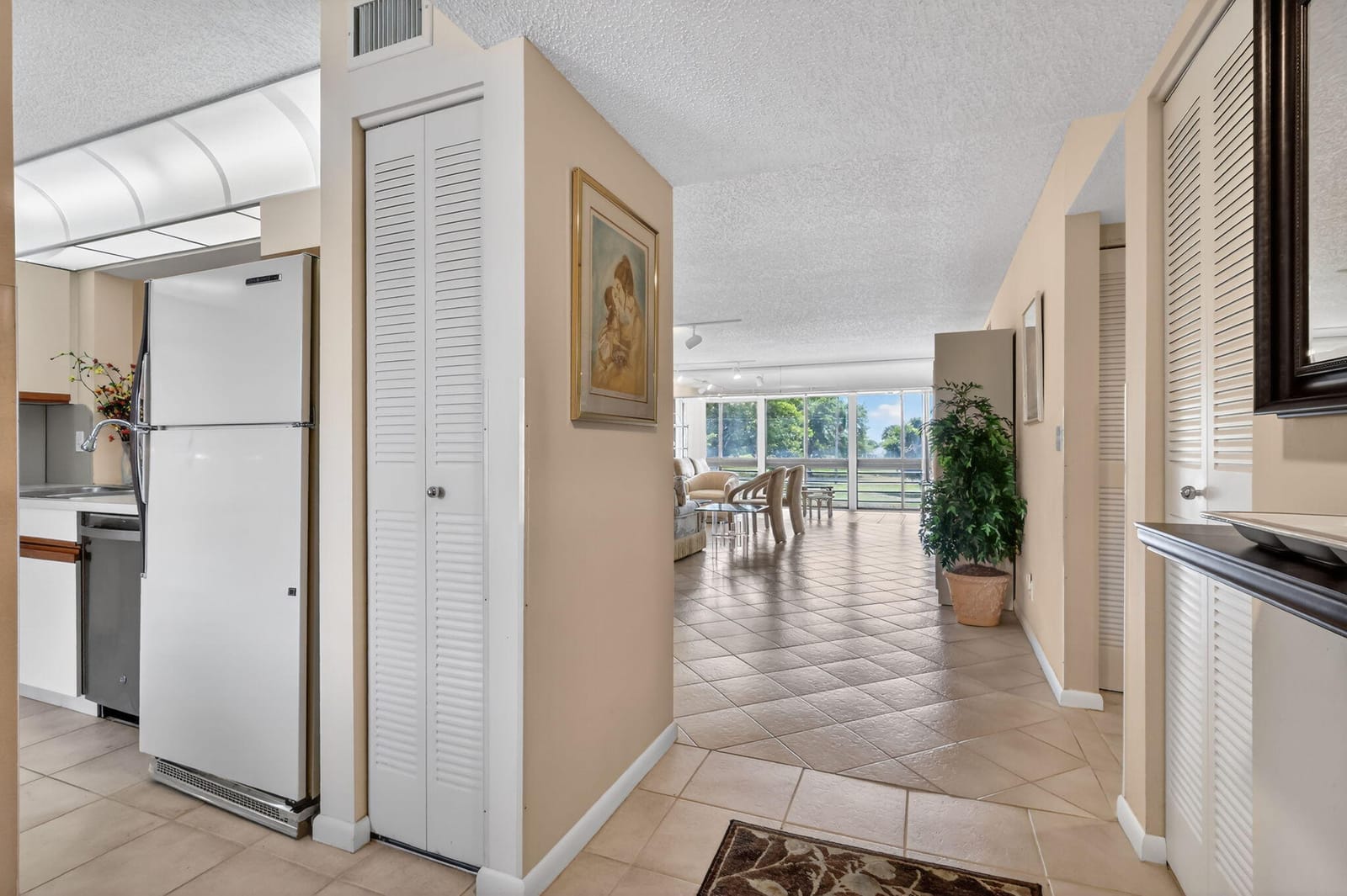 5561 Fairway Park Drive 203 — photo 2