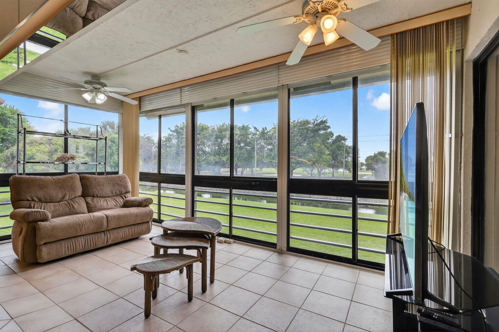5561 Fairway Park Drive 203, Boynton Beach, FL 33437 photo 16