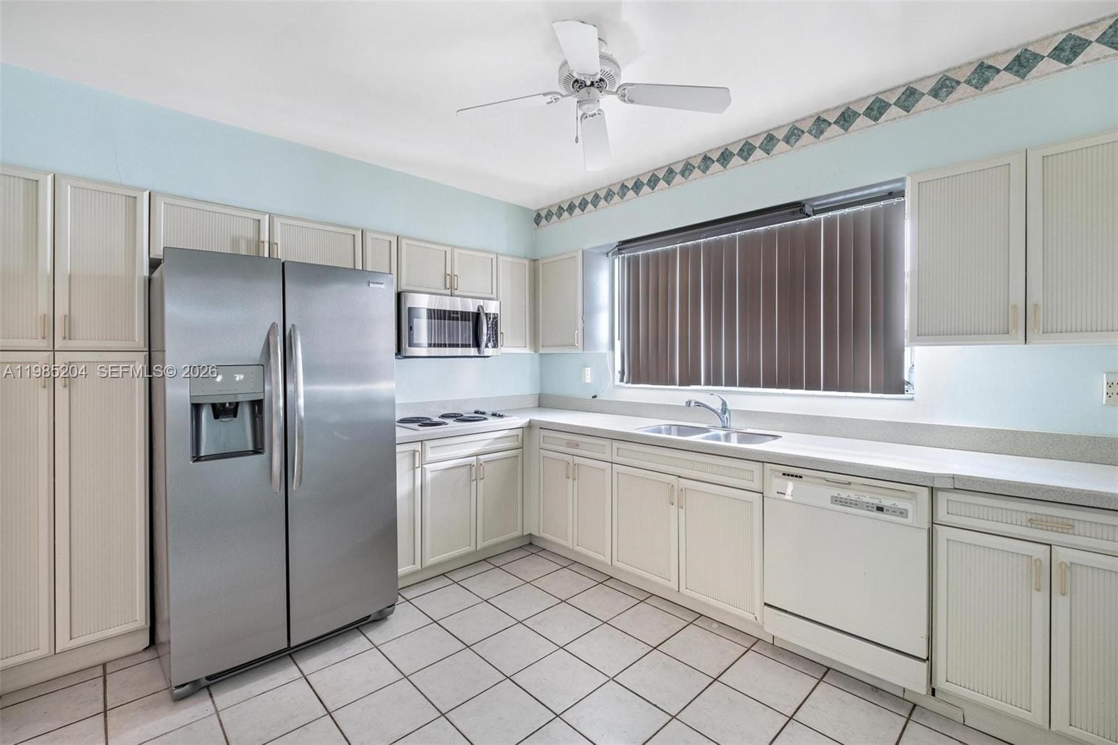 1532 Trillo Avenue, Coral Gables, FL 33146 photo 5