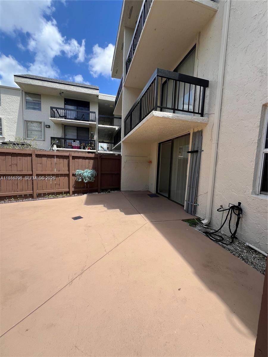 8307 SW 142nd Avenue F105, Miami, FL 33183, Miami