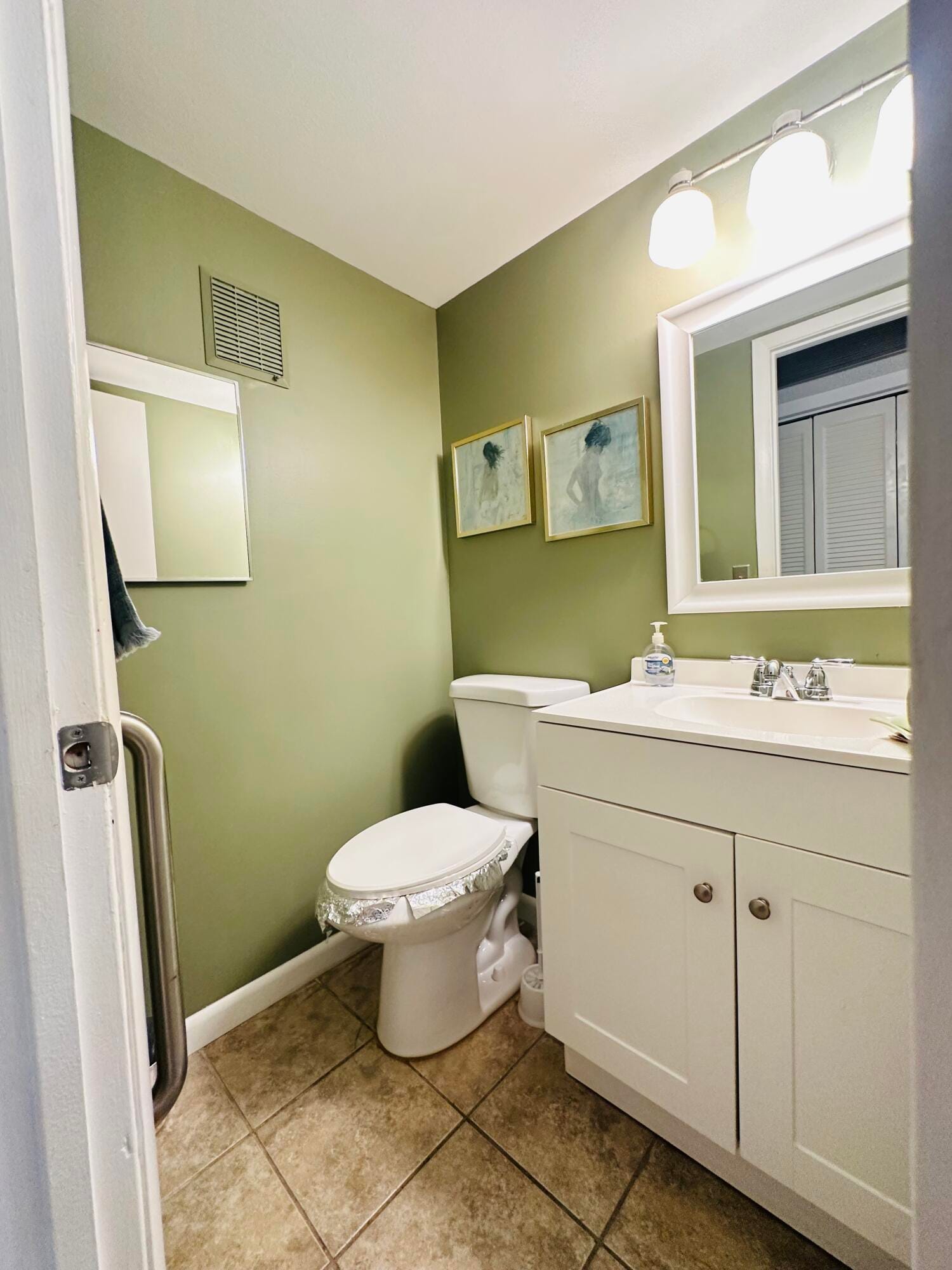 1146 Cambridge G, Deerfield Beach, FL 33442 photo 17