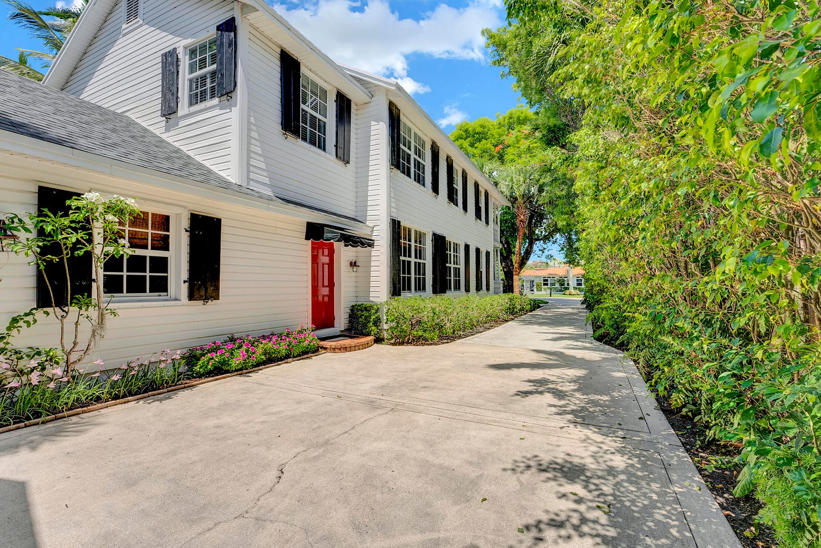 306 N Swinton Avenue — photo 6