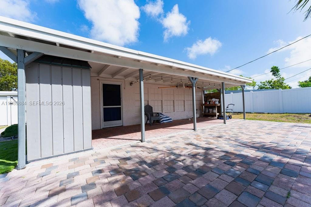 1474 NE 48th Court, Pompano Beach, FL 33064 photo 8