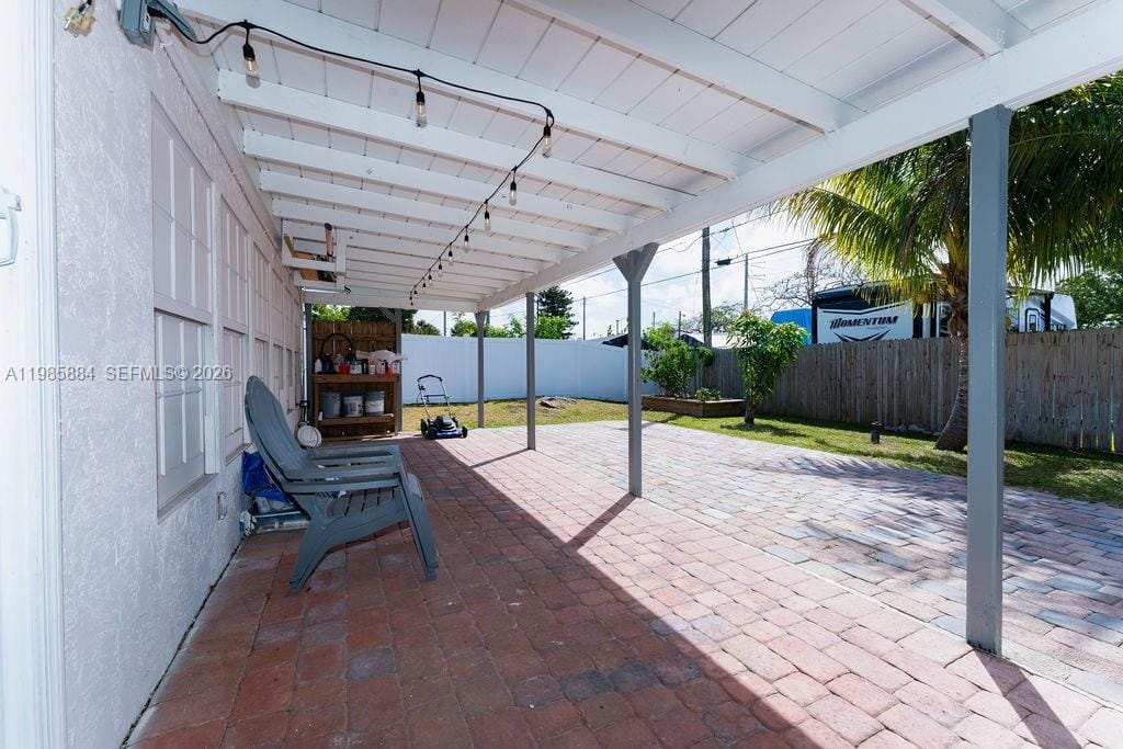 1474 NE 48th Court, Pompano Beach, FL 33064 photo 9