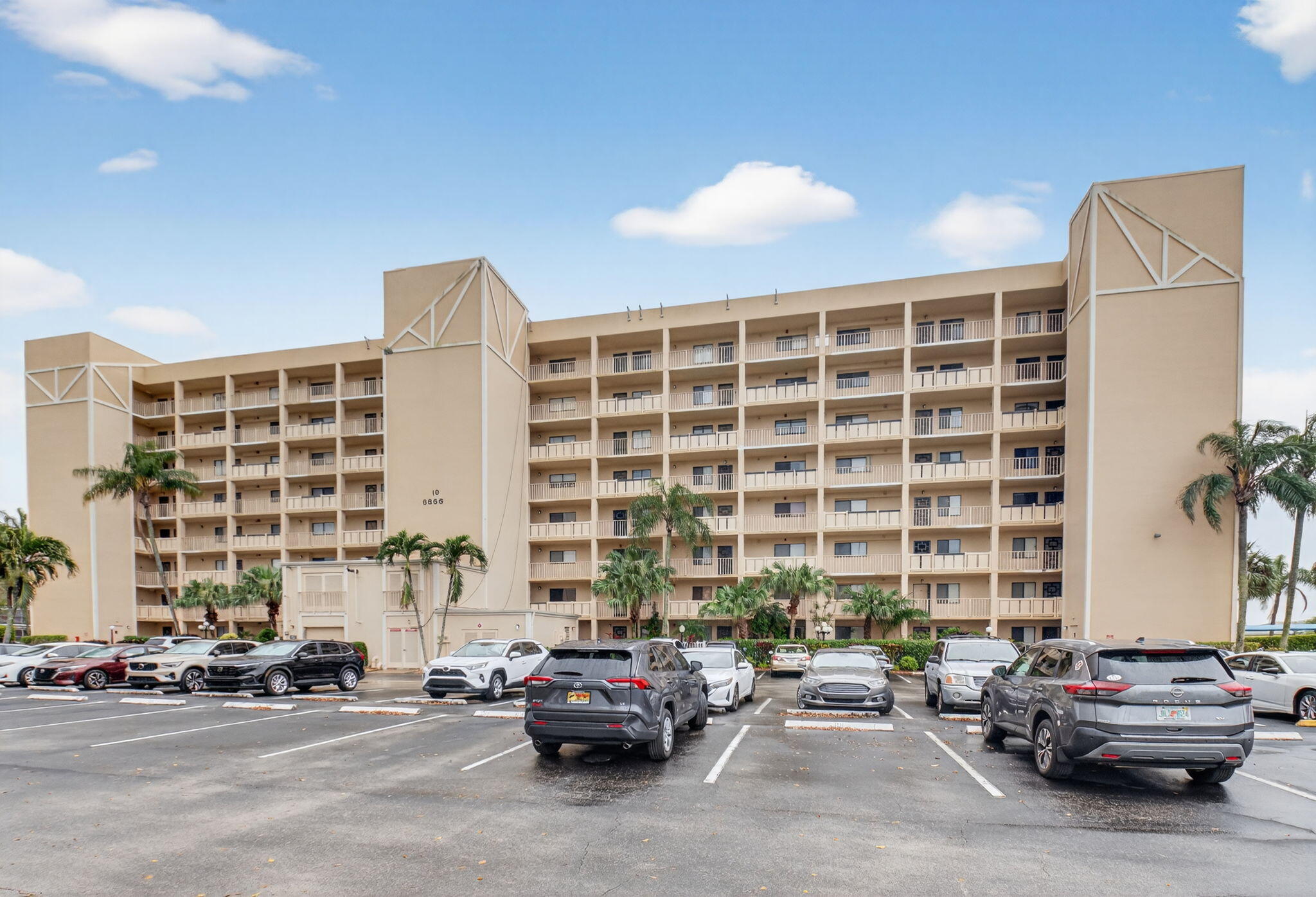 6866 Huntington Lane 607, Delray Beach, FL 33446, Delray Beach