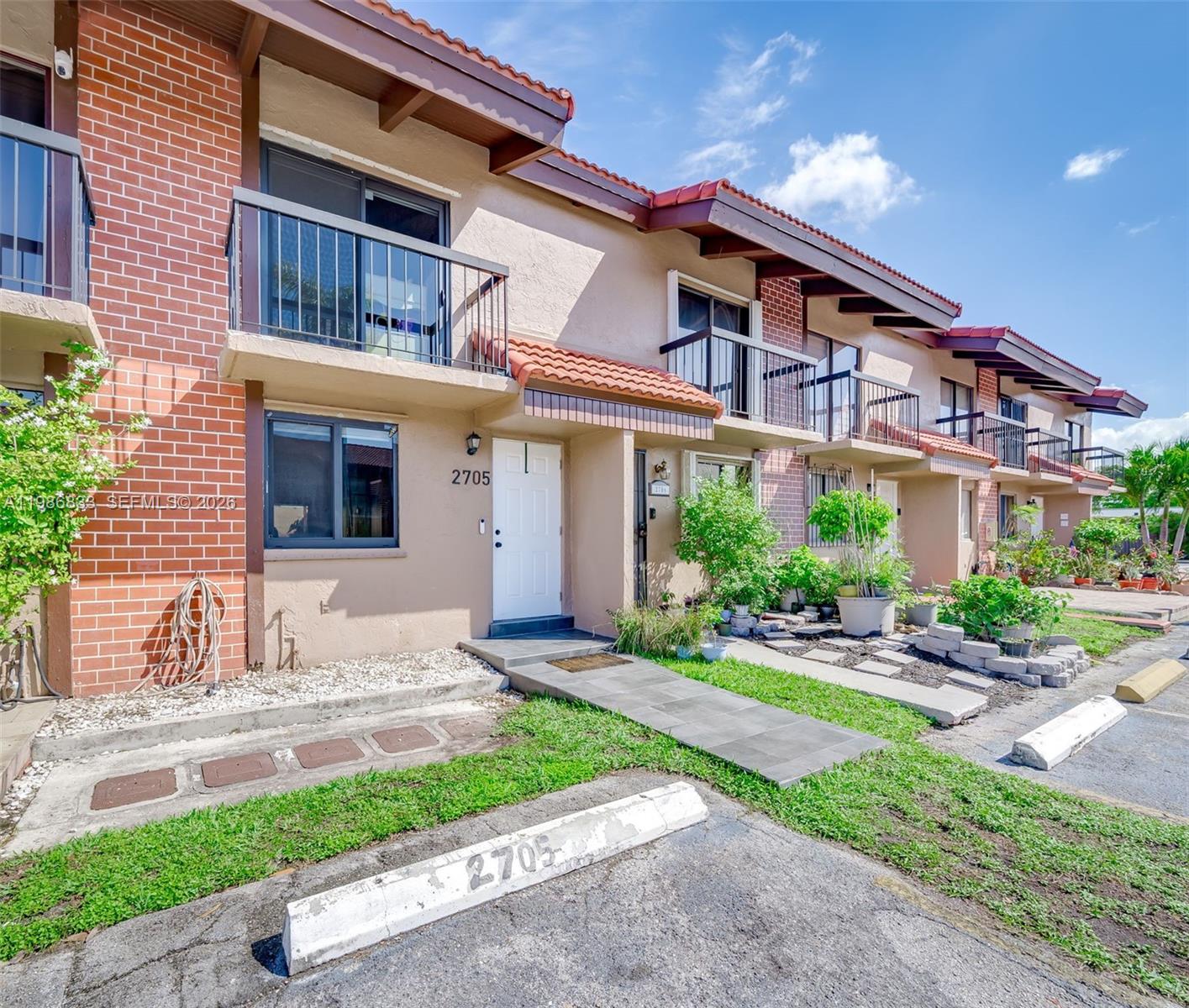 1809 SW 107th Avenue 2705, Miami, FL 33165, Miami