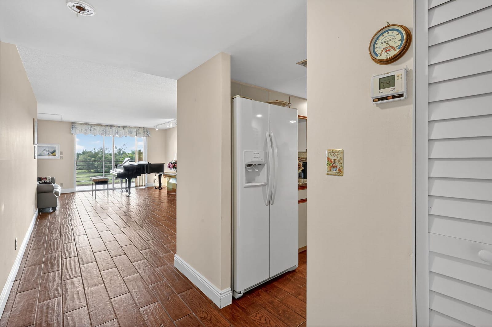5340 NW 2nd Avenue 421, Boca Raton, FL 33487 photo 2