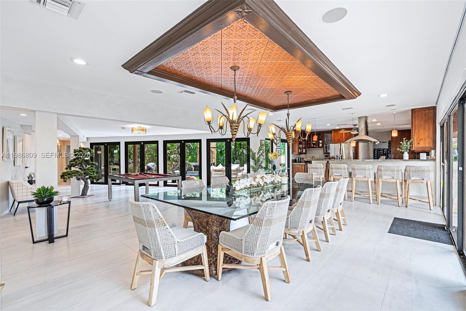 1675 Coral Gardens Drive — photo 4