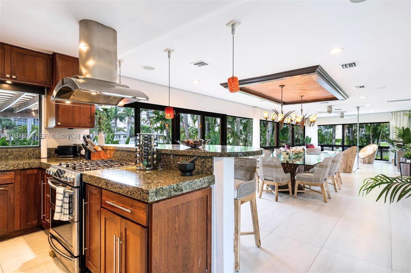 1675 Coral Gardens Drive — photo 8