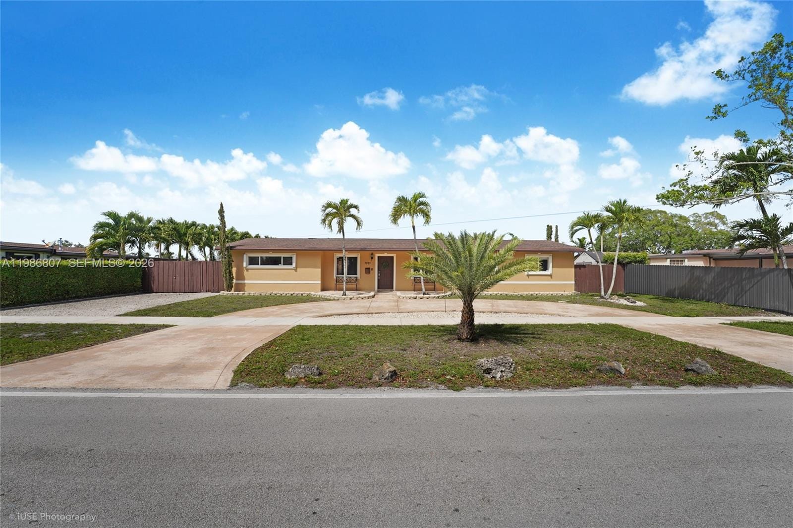 7921 NW 178th Street, Hialeah, FL 33015 photo 2
