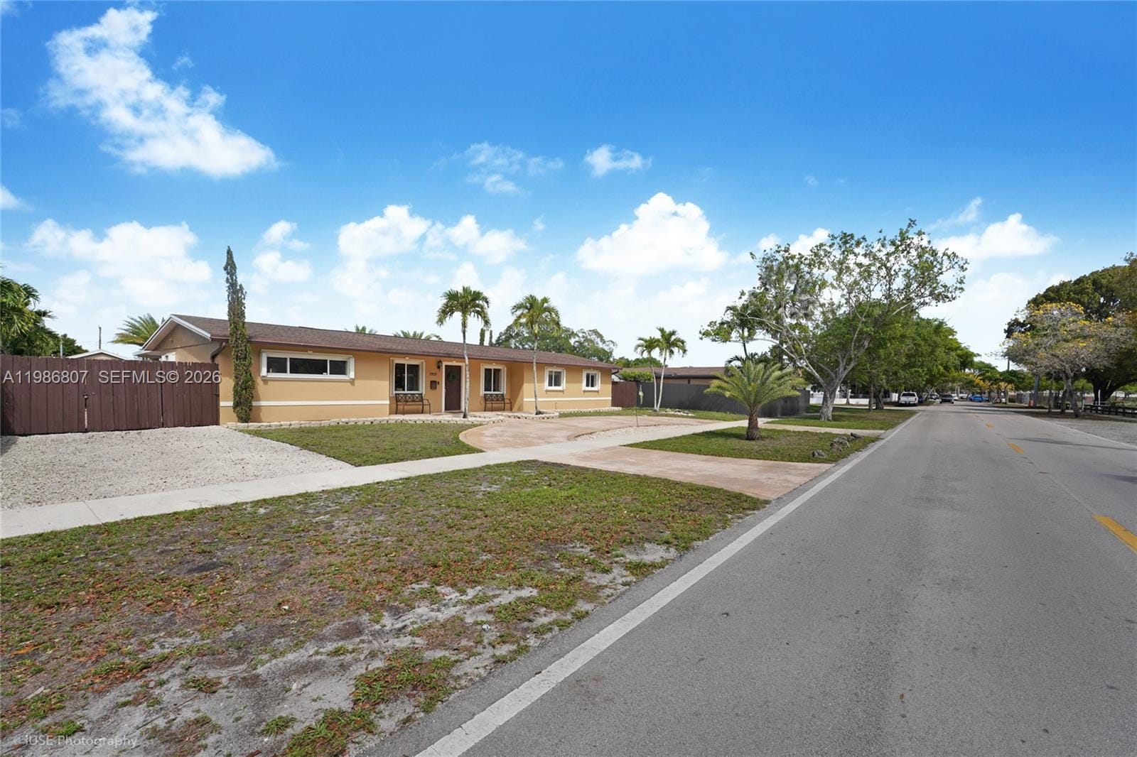 7921 NW 178th Street, Hialeah, FL 33015 photo 4