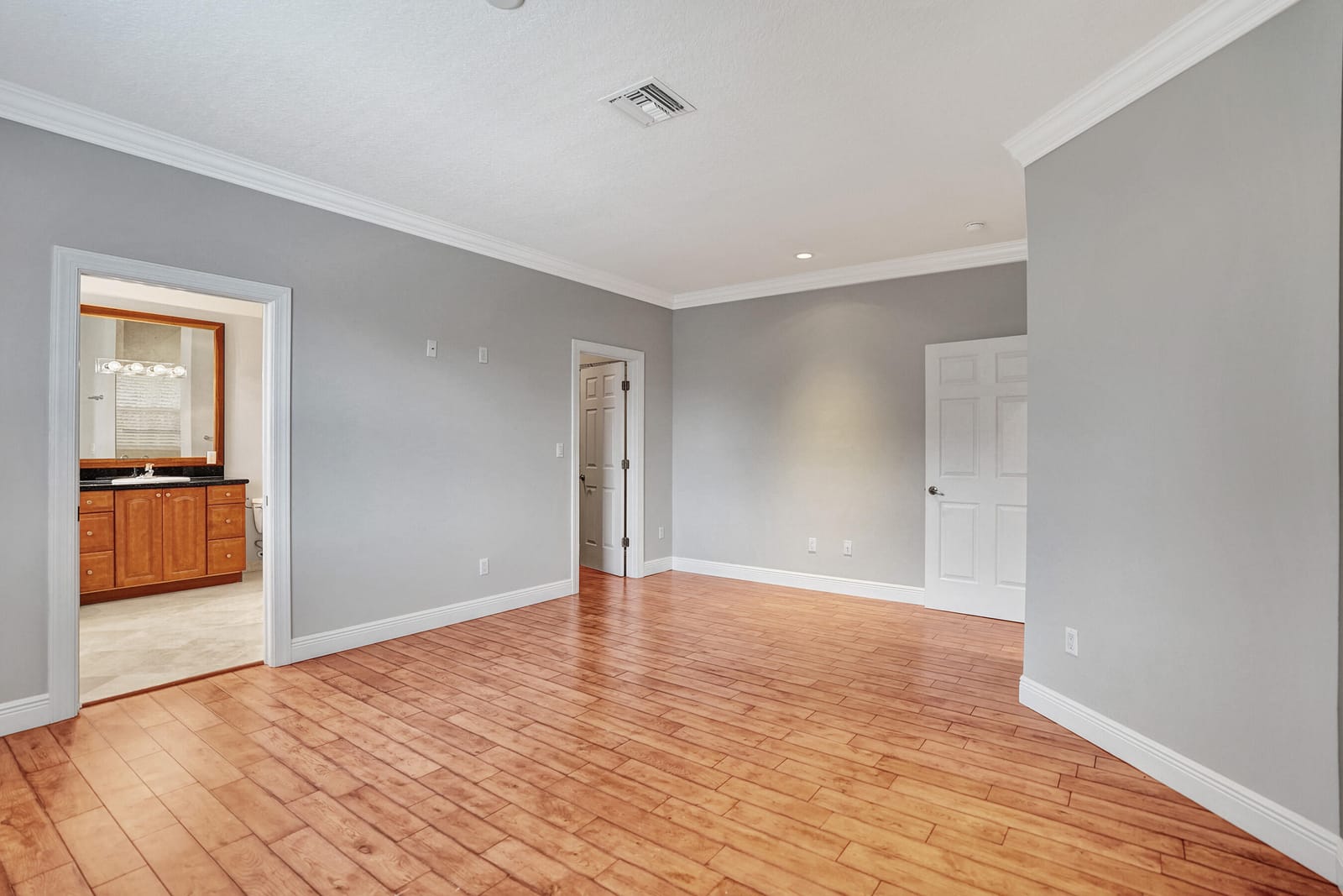 850 SW 11th Court 850, Fort Lauderdale, FL 33315 photo 13