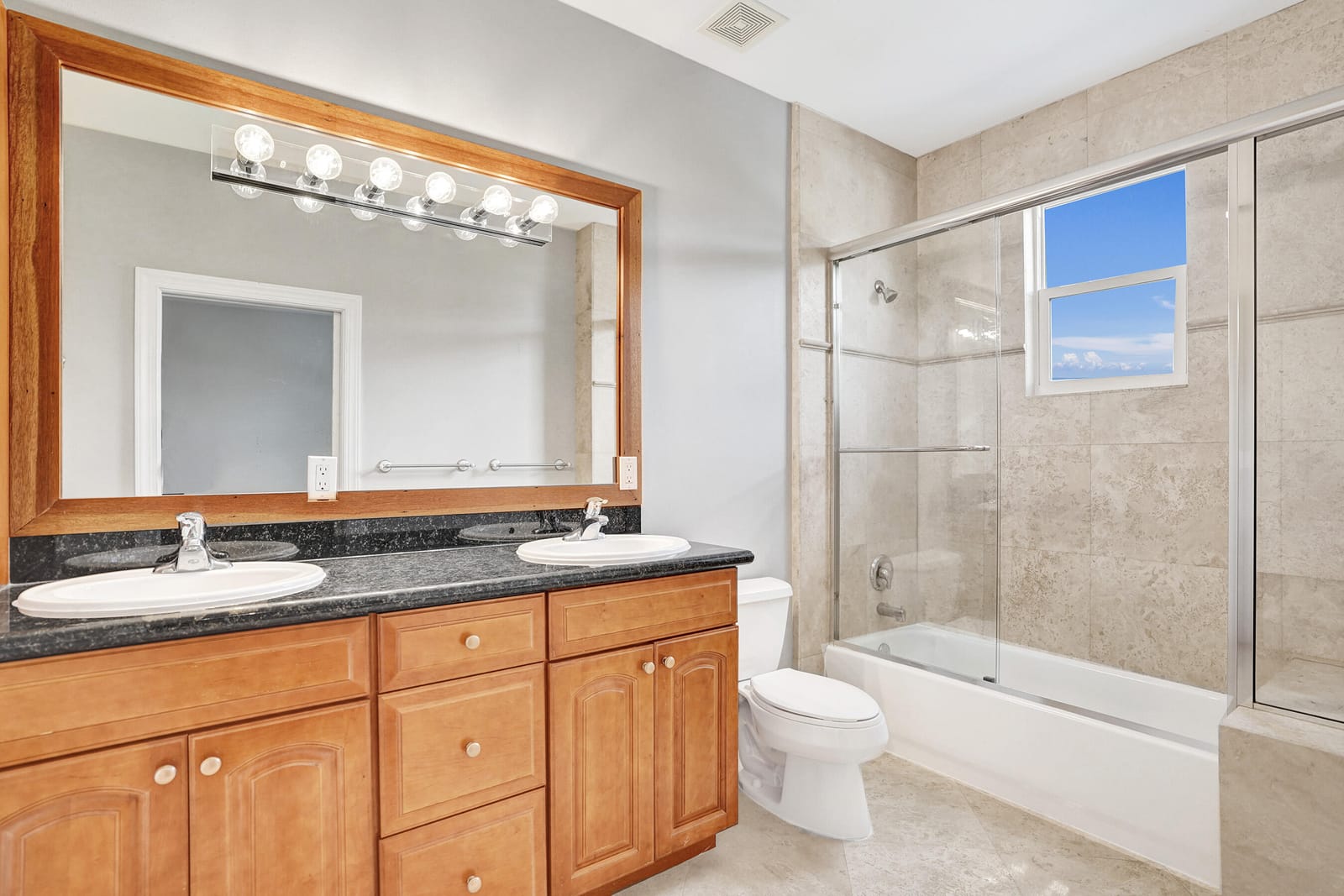 850 SW 11th Court 850, Fort Lauderdale, FL 33315 photo 22