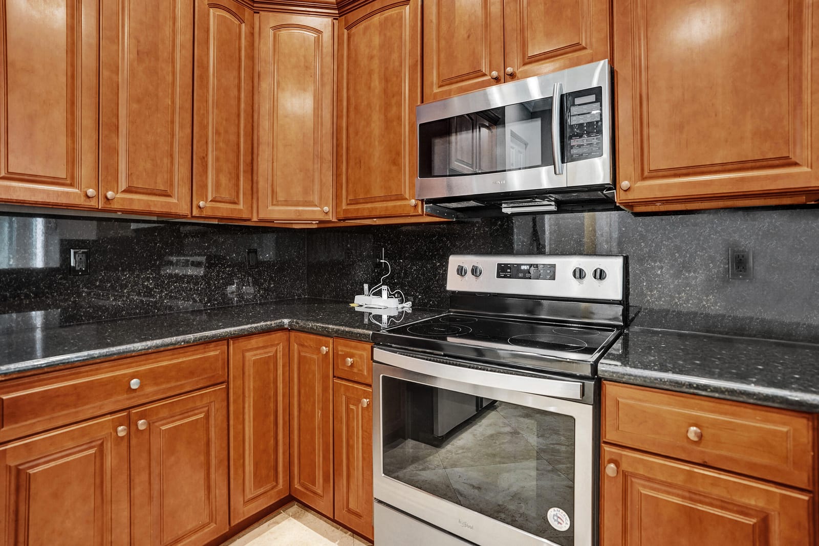 850 SW 11th Court 850, Fort Lauderdale, FL 33315 photo 8